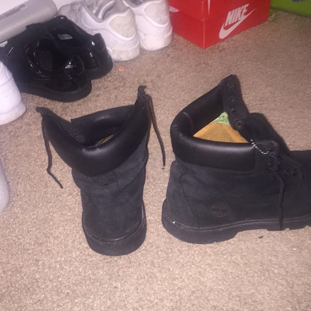 . - Picture 2 of 2